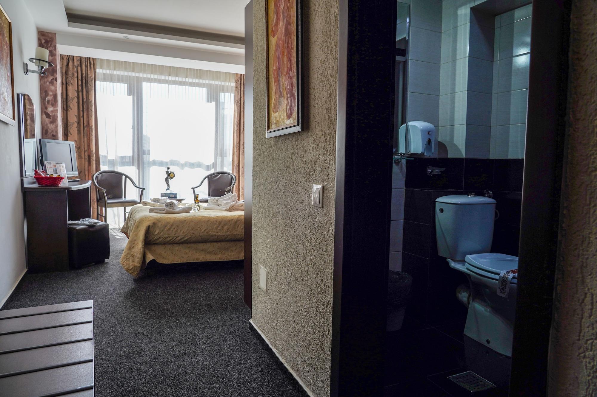 Razvan Hotel
