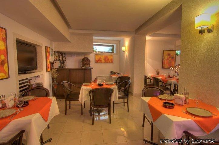 Razvan Hotel Bucarest