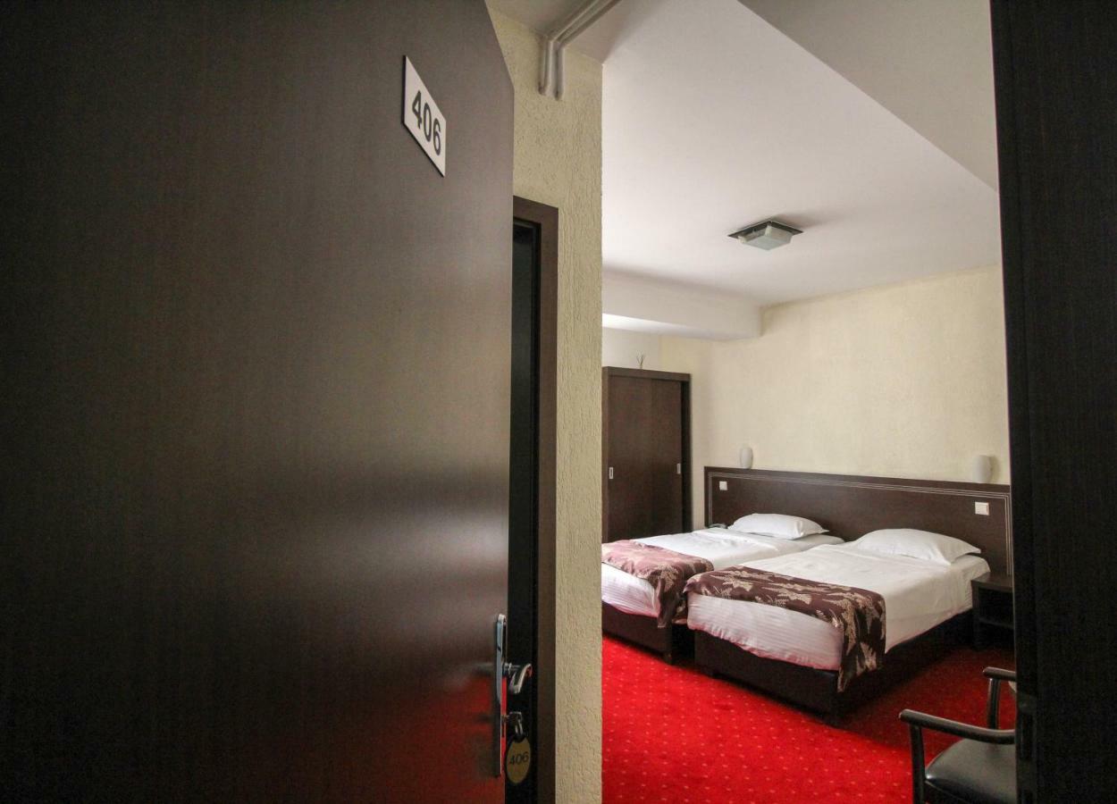 Hotel Razvan