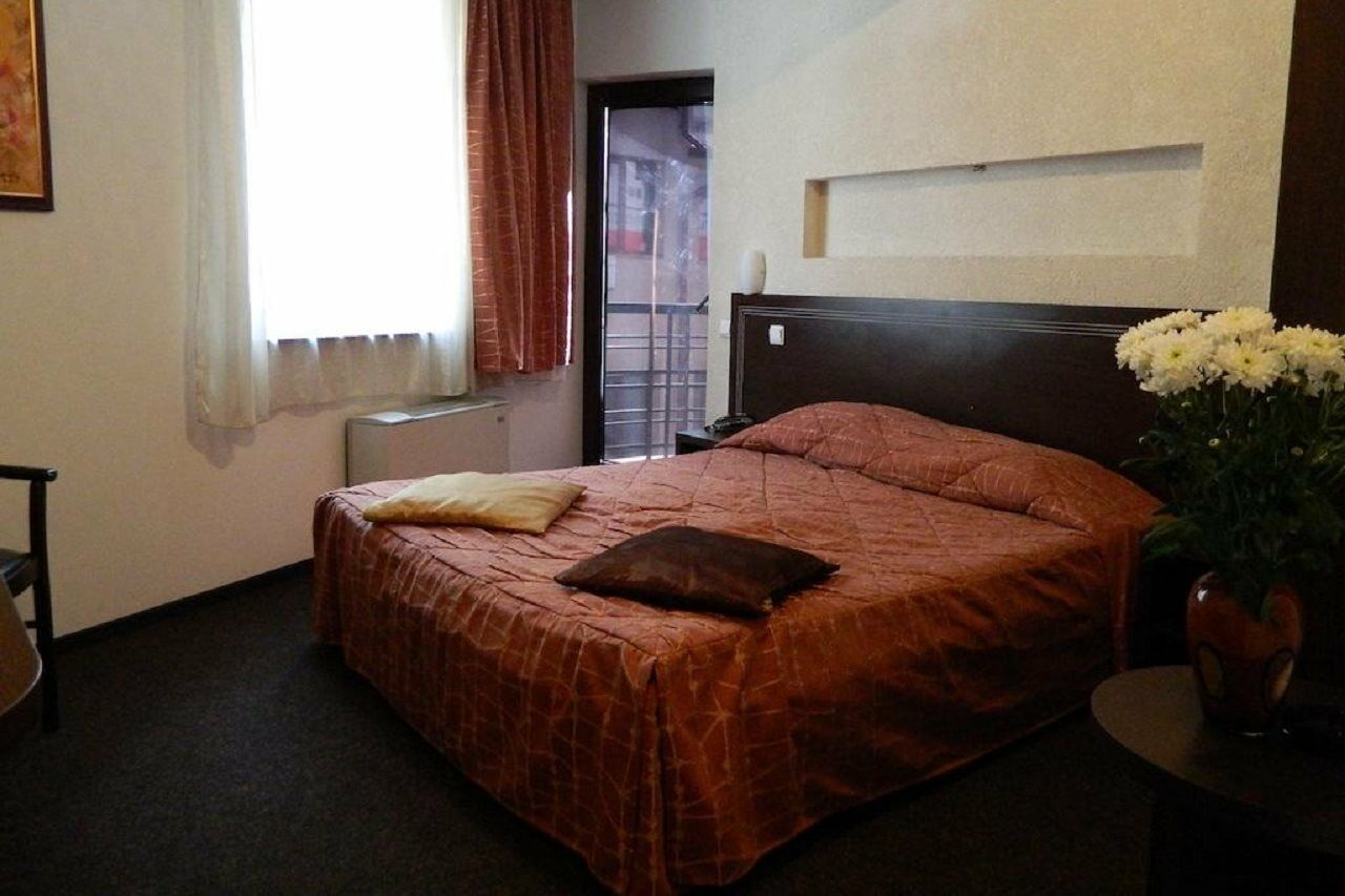 Hotel Razvan