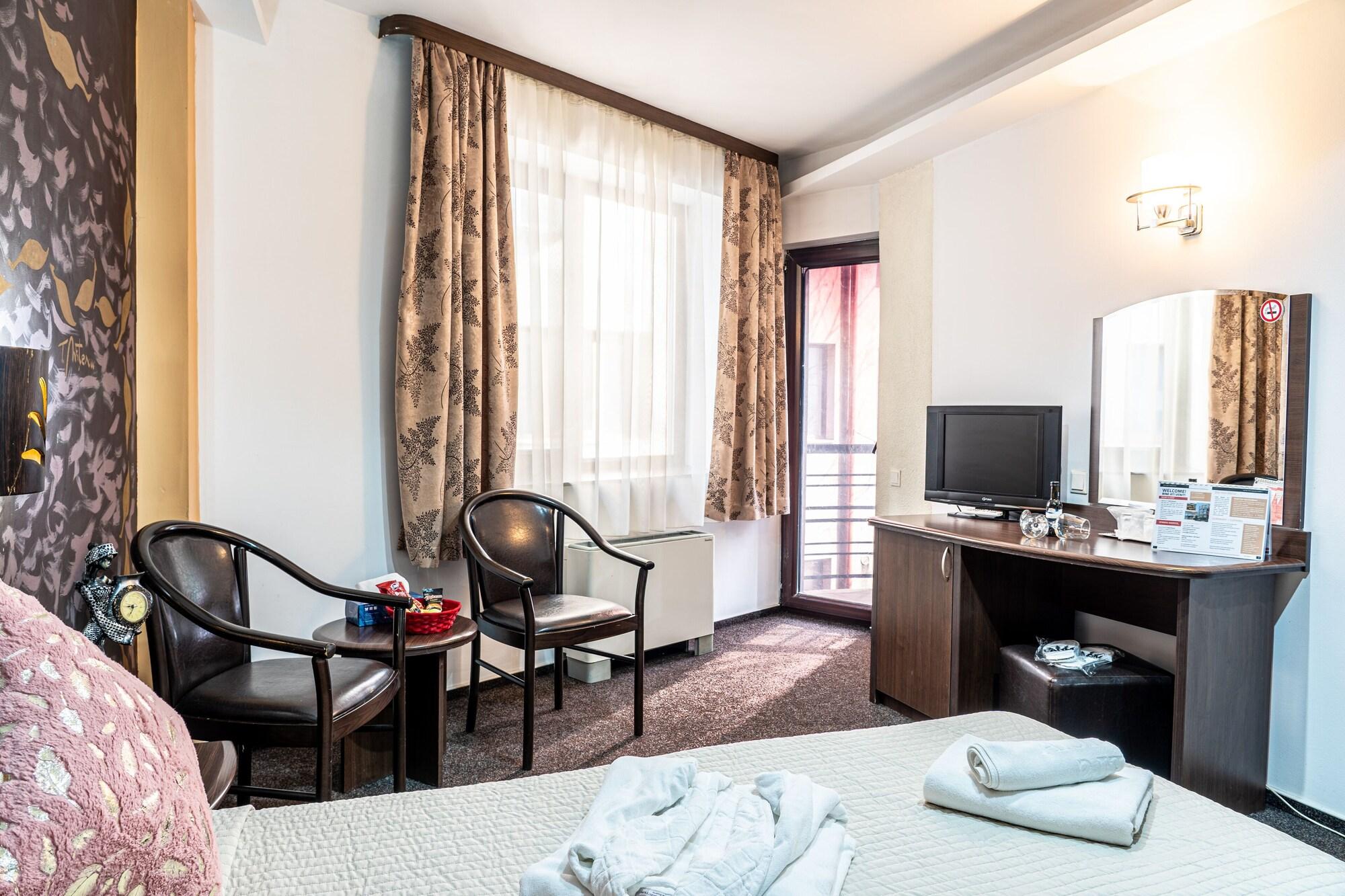 Razvan Hotel
